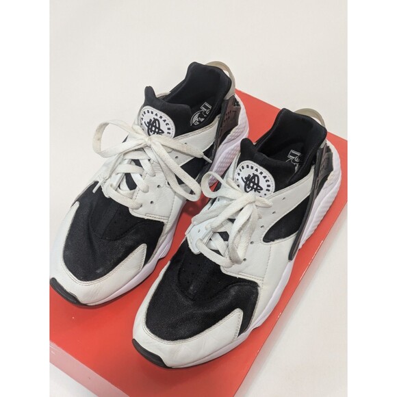 Nike Men\'s Air Huarache Black/White 10.5 US main image 13